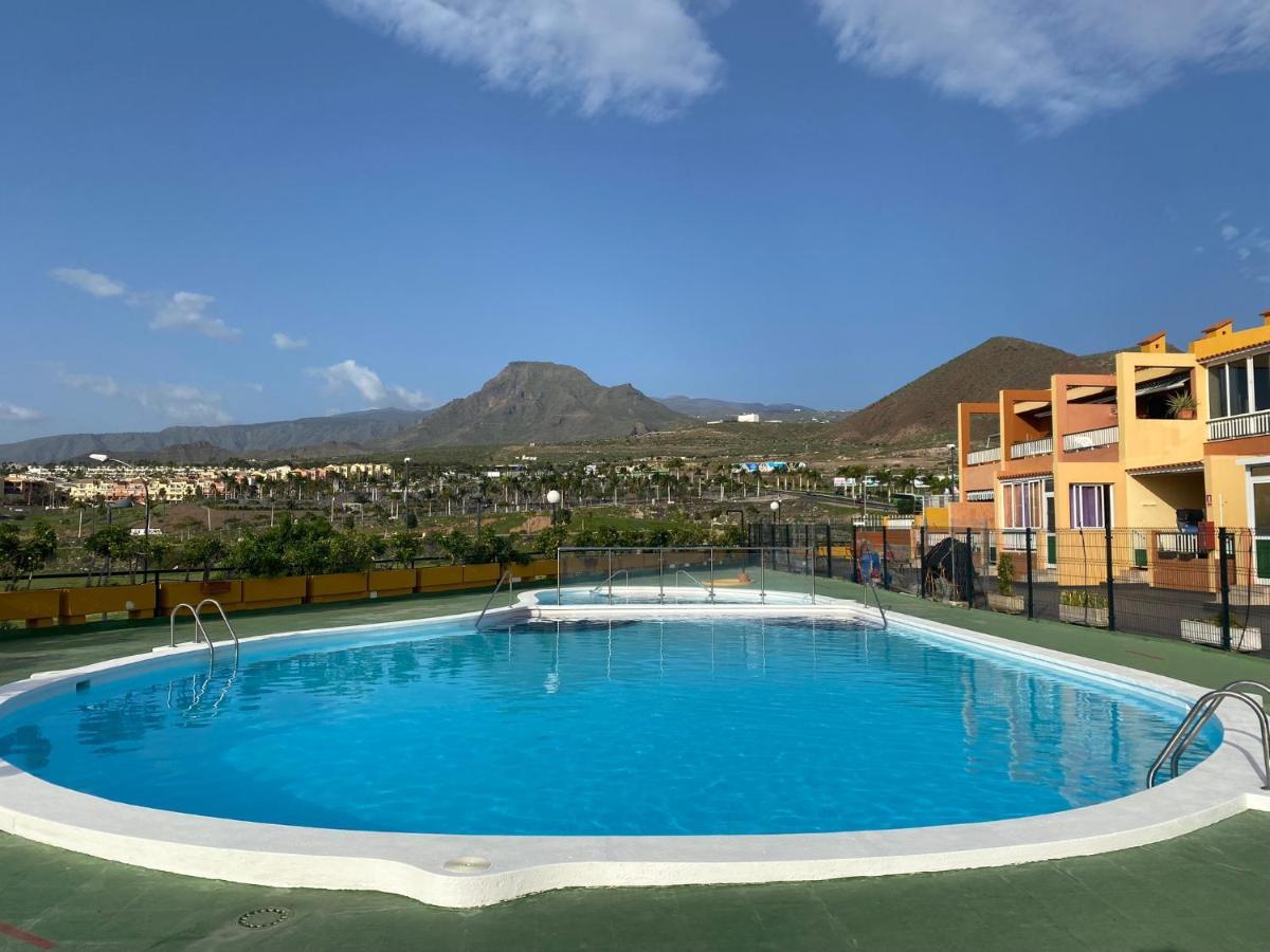 Simon Beach House Los Cristianos ลอส กริสเตียนอส ภายนอก รูปภาพ